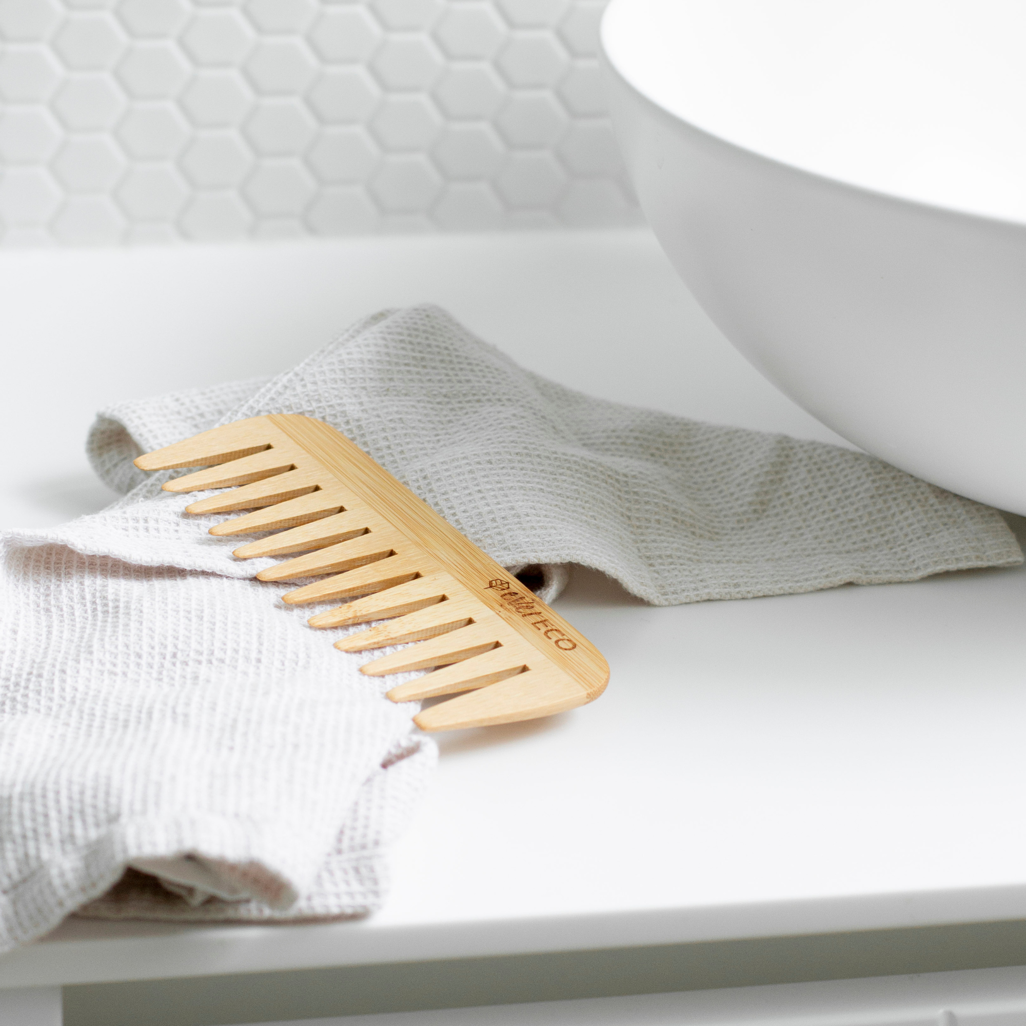 Ever Eco Bamboo Comb Wide Tooth