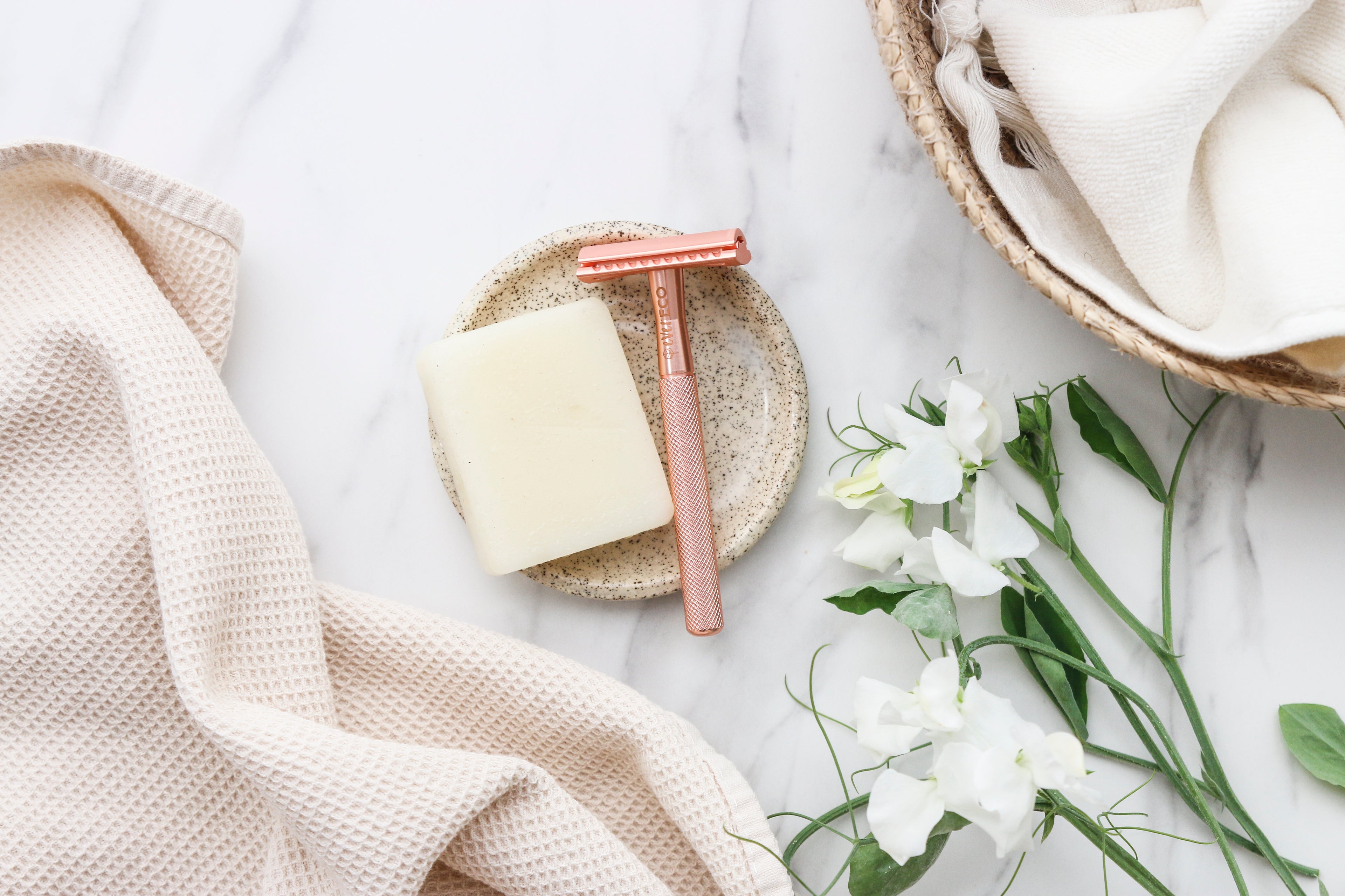 Rose Gold Safety Razor with Replacement Blades